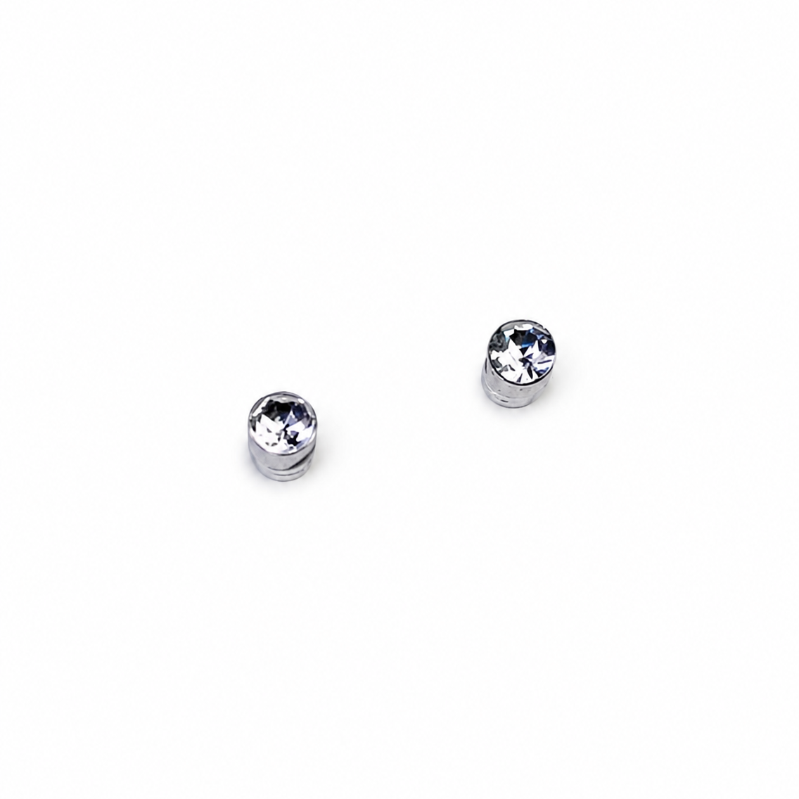 Magnetic Earrings – No Piercing Required 💎
