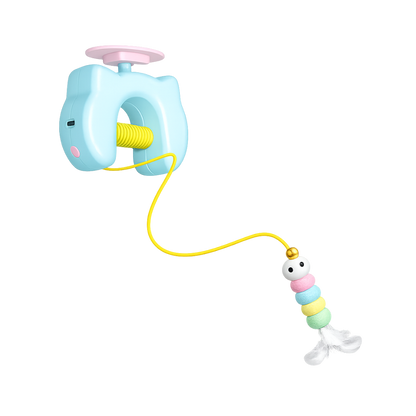 THE AUTOMATIC YO-YO TOY THAT DRIVES CATS WILD